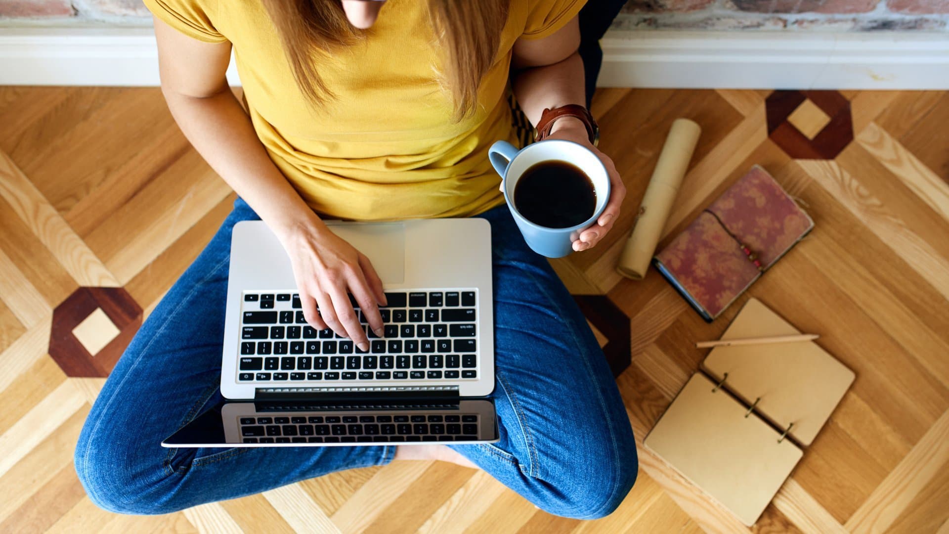 Do the offer, remote work and outsourcing are the future of our businesses?