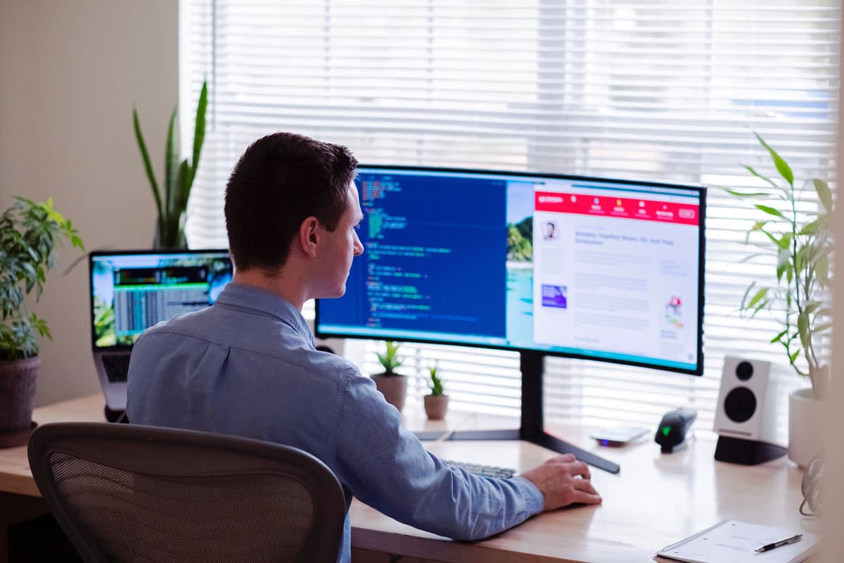 Remote working and employee outsourcing