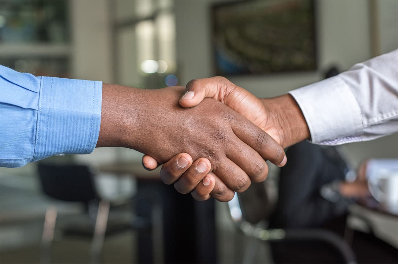 Employing foreigners in Poland how to draw up a contract?